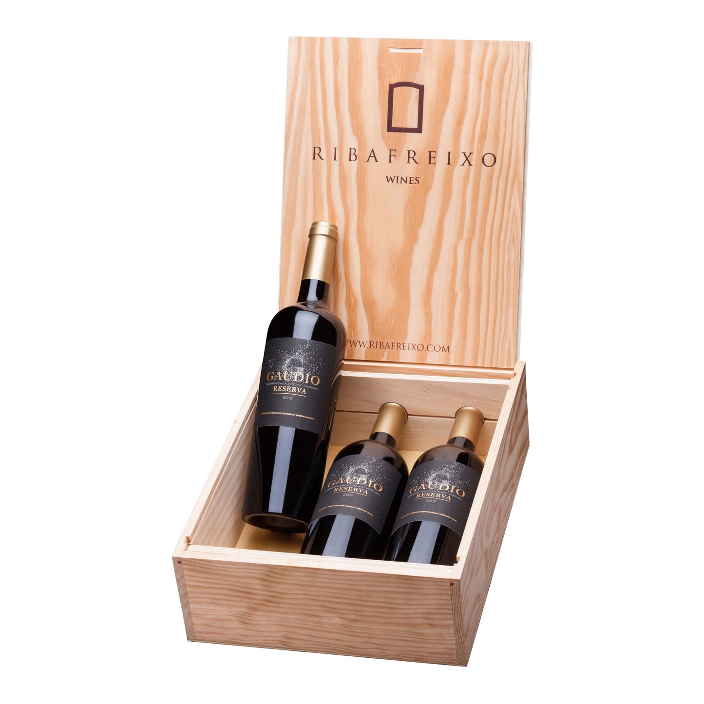 Cx. Mad. 3 Gáudio Reserva Tinto 2018